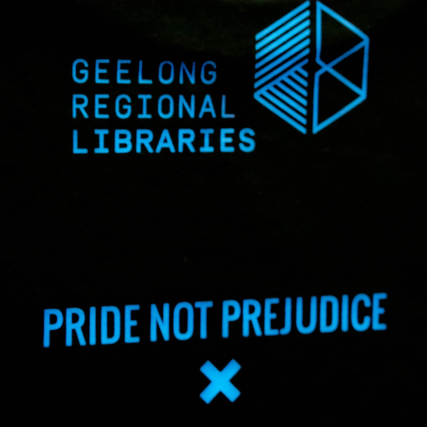 I'm With the Banned T-shirt – Loose style (more colours available)